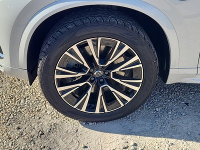 2023 Volvo XC90 Recharge Plug-In Hybrid Core Bright Theme