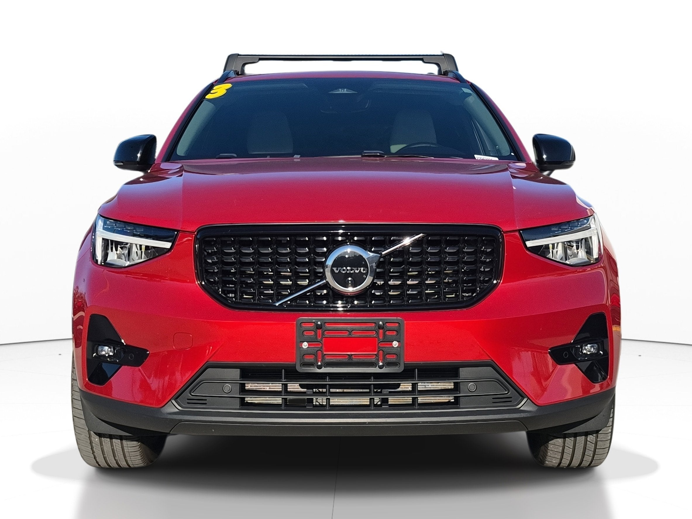 2023 Volvo XC40 Plus Dark Theme