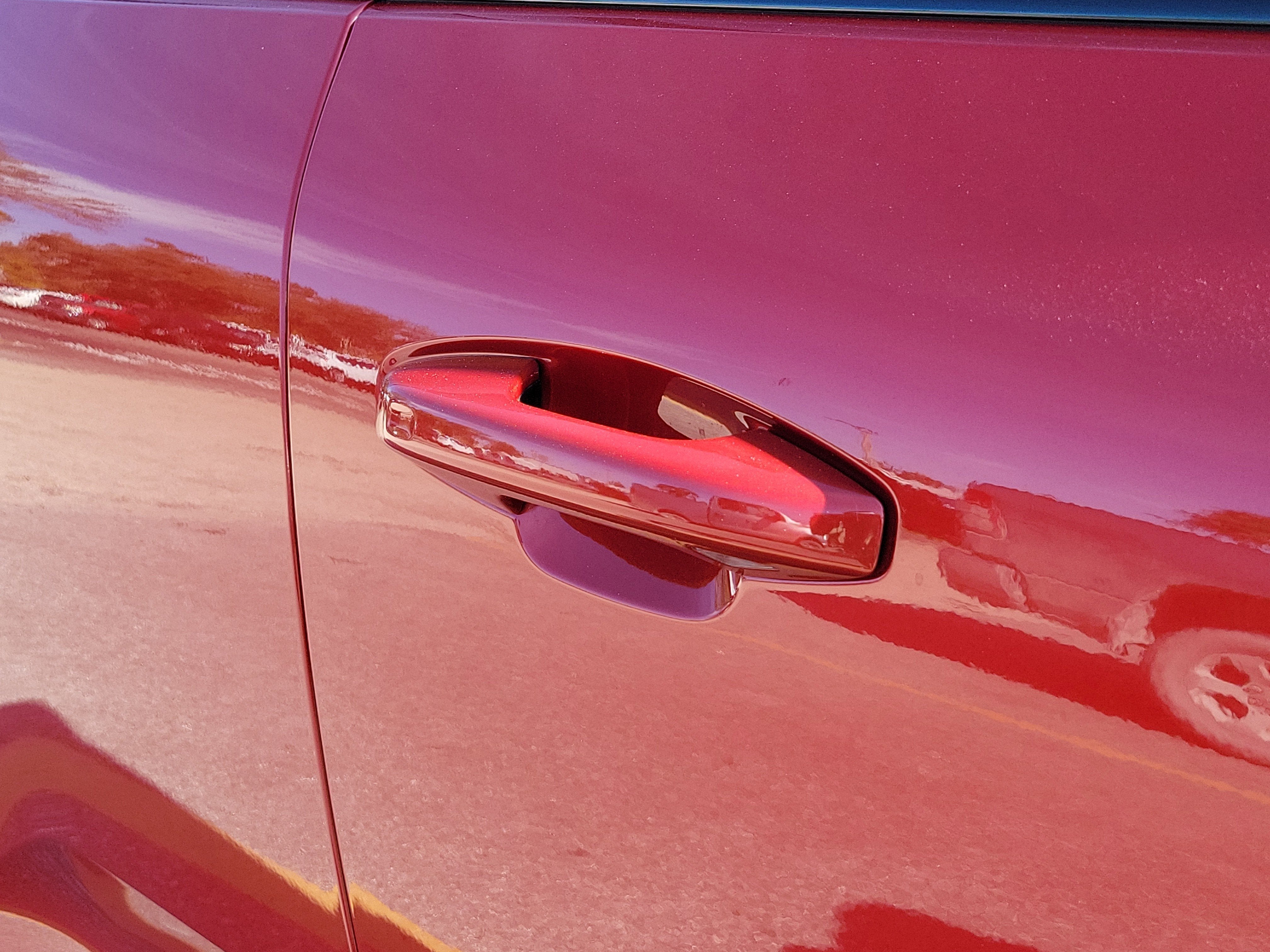 2023 Volvo XC40 Plus Dark Theme