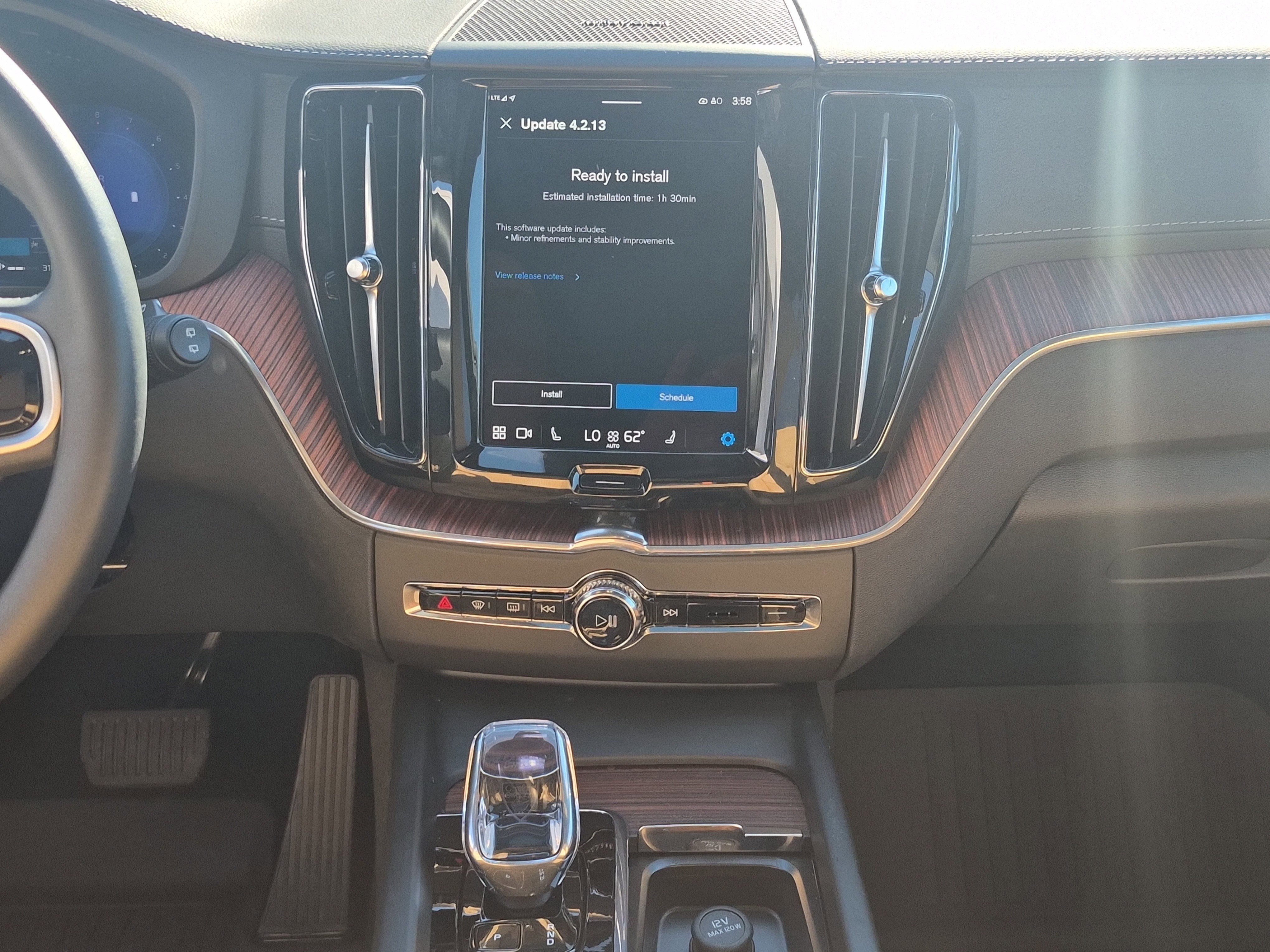 2025 Volvo XC60 Ultra