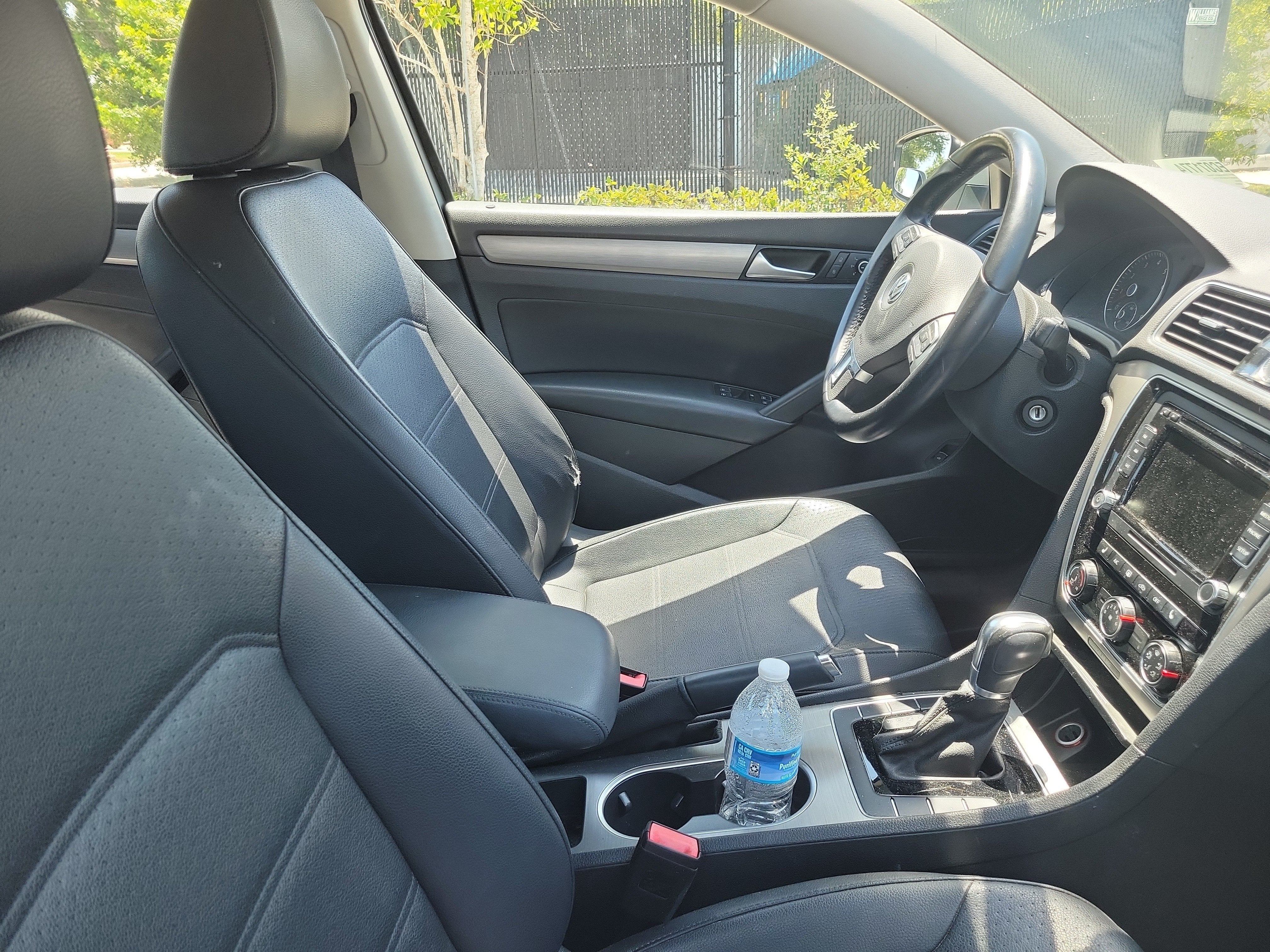 2014 Volkswagen Passat SE