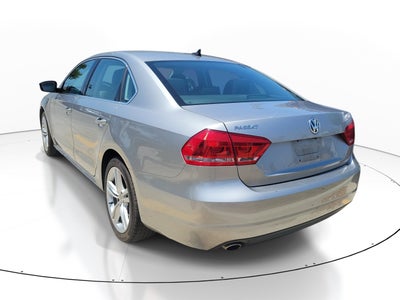 2014 Volkswagen Passat SE