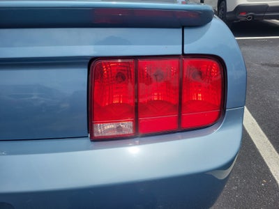 2007 Ford Mustang V6 Deluxe