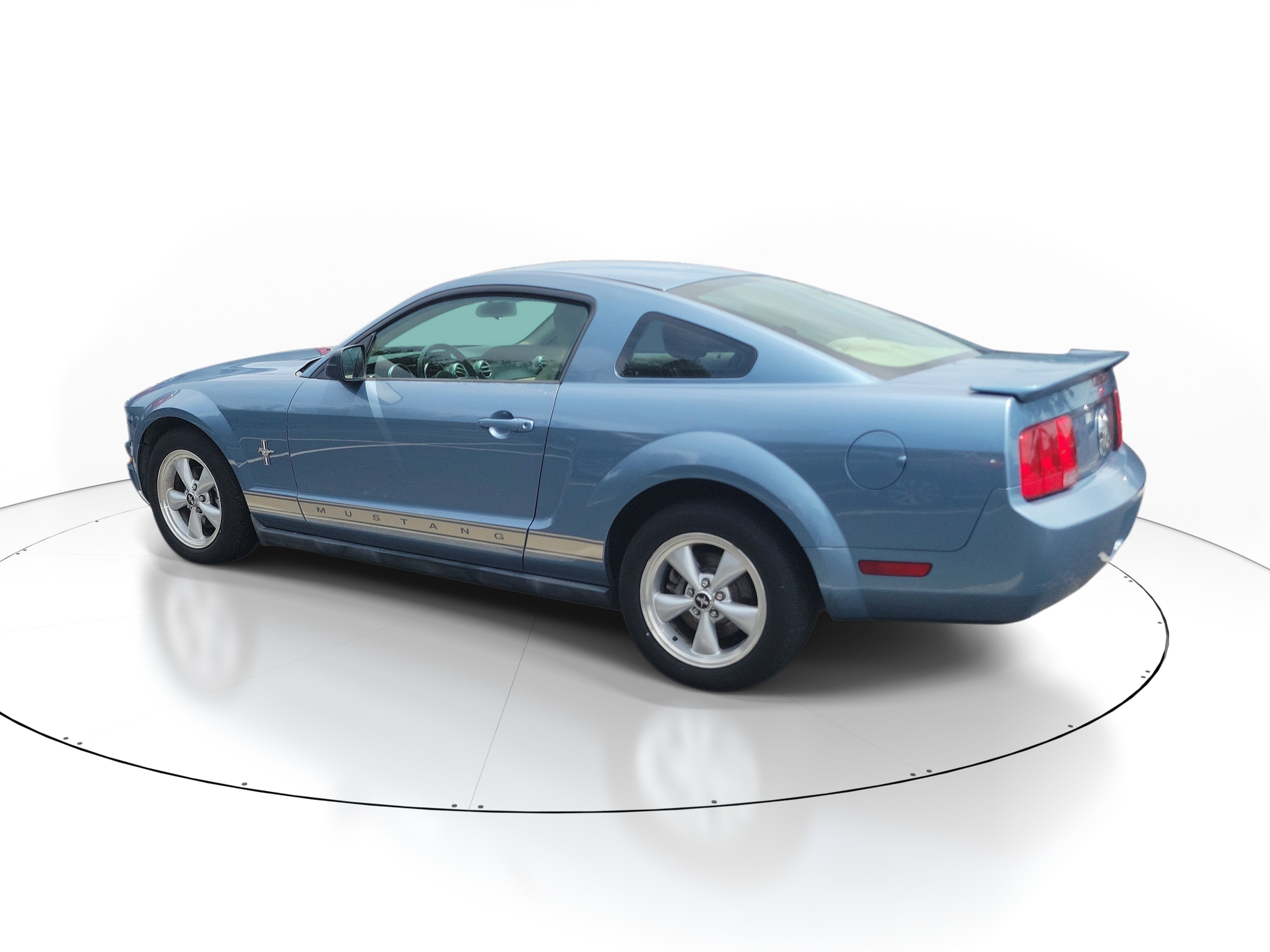 2007 Ford Mustang V6 Deluxe