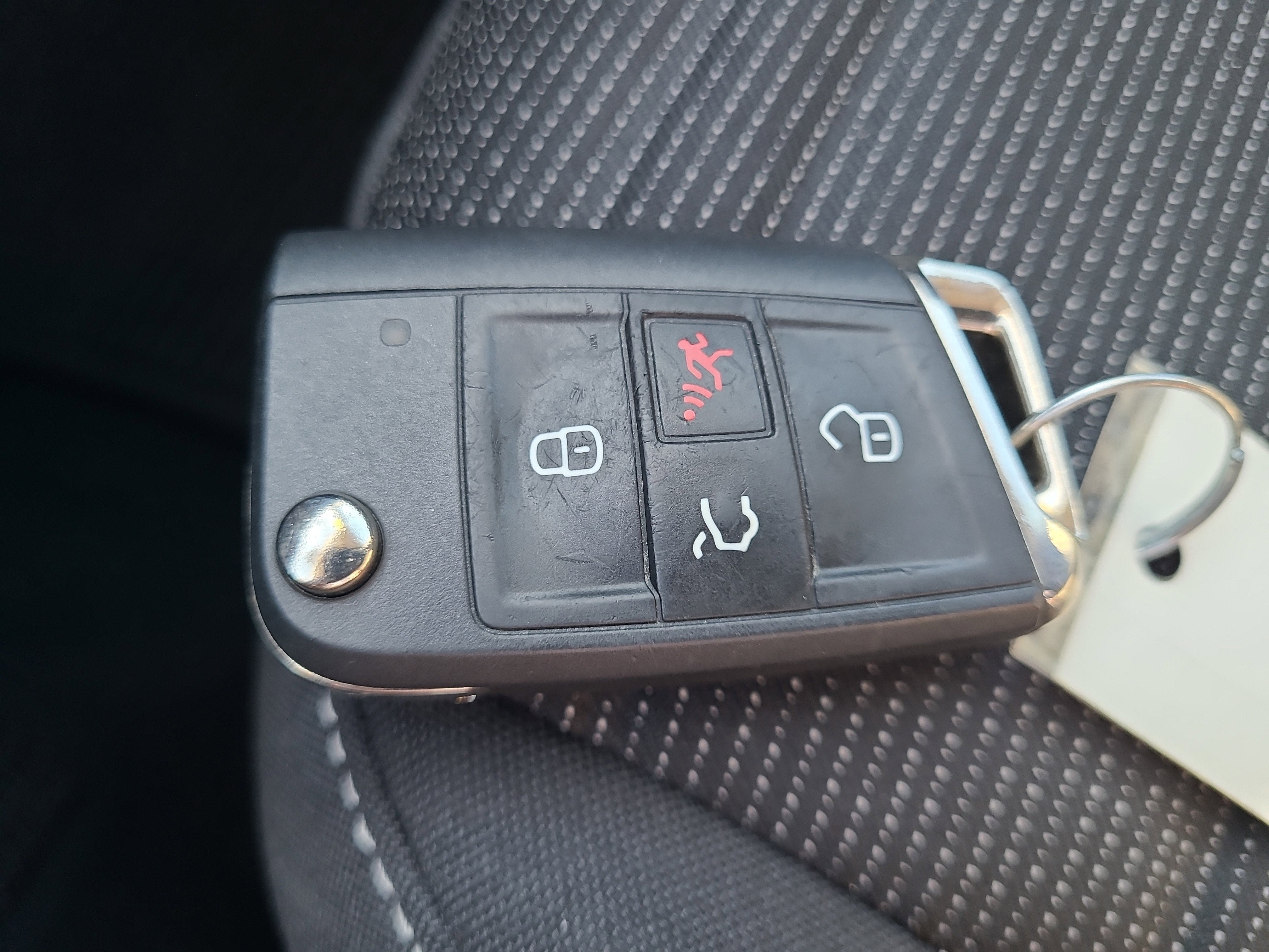 2022 Volkswagen Tiguan S