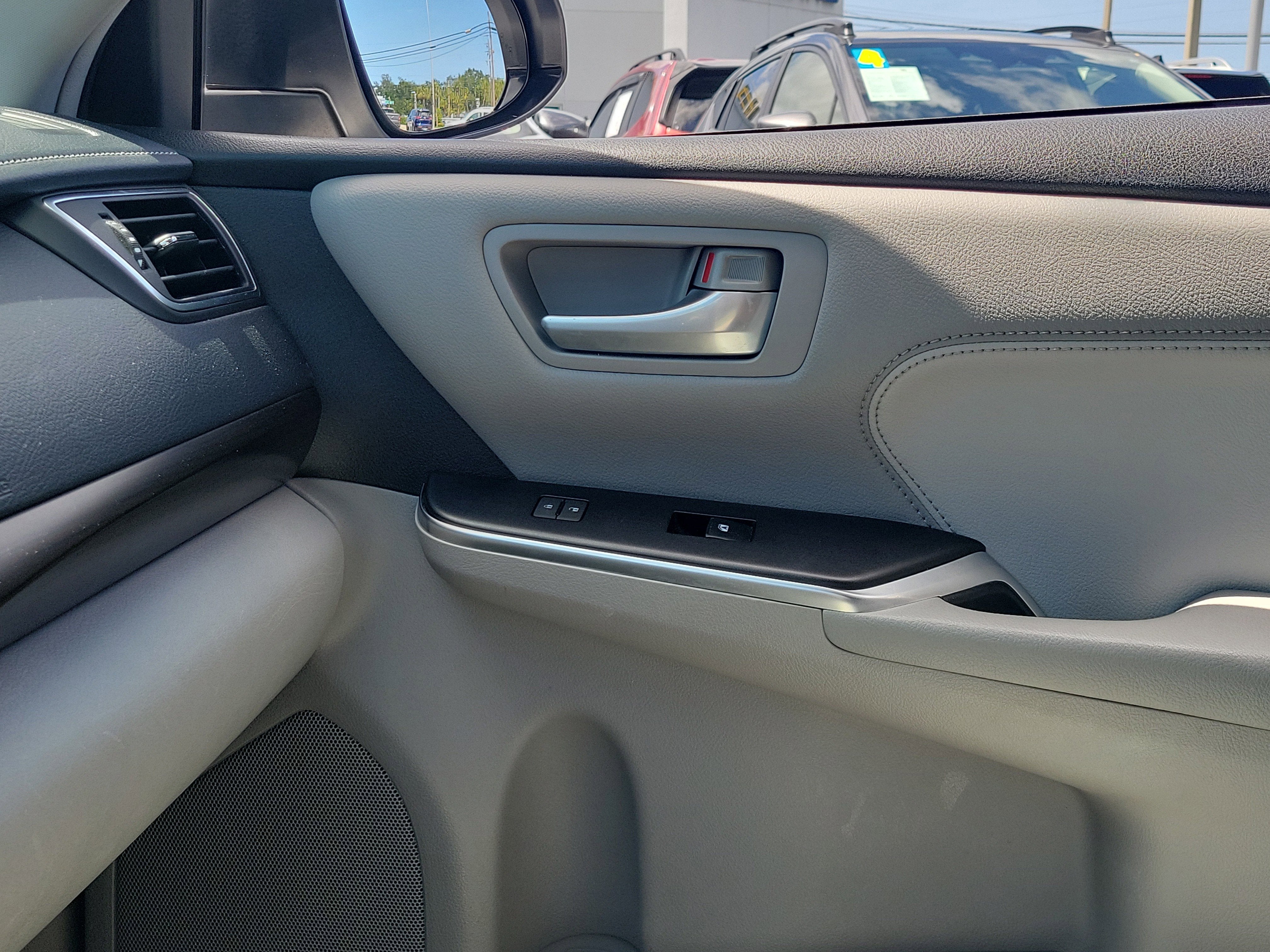 2017 Toyota Camry XLE