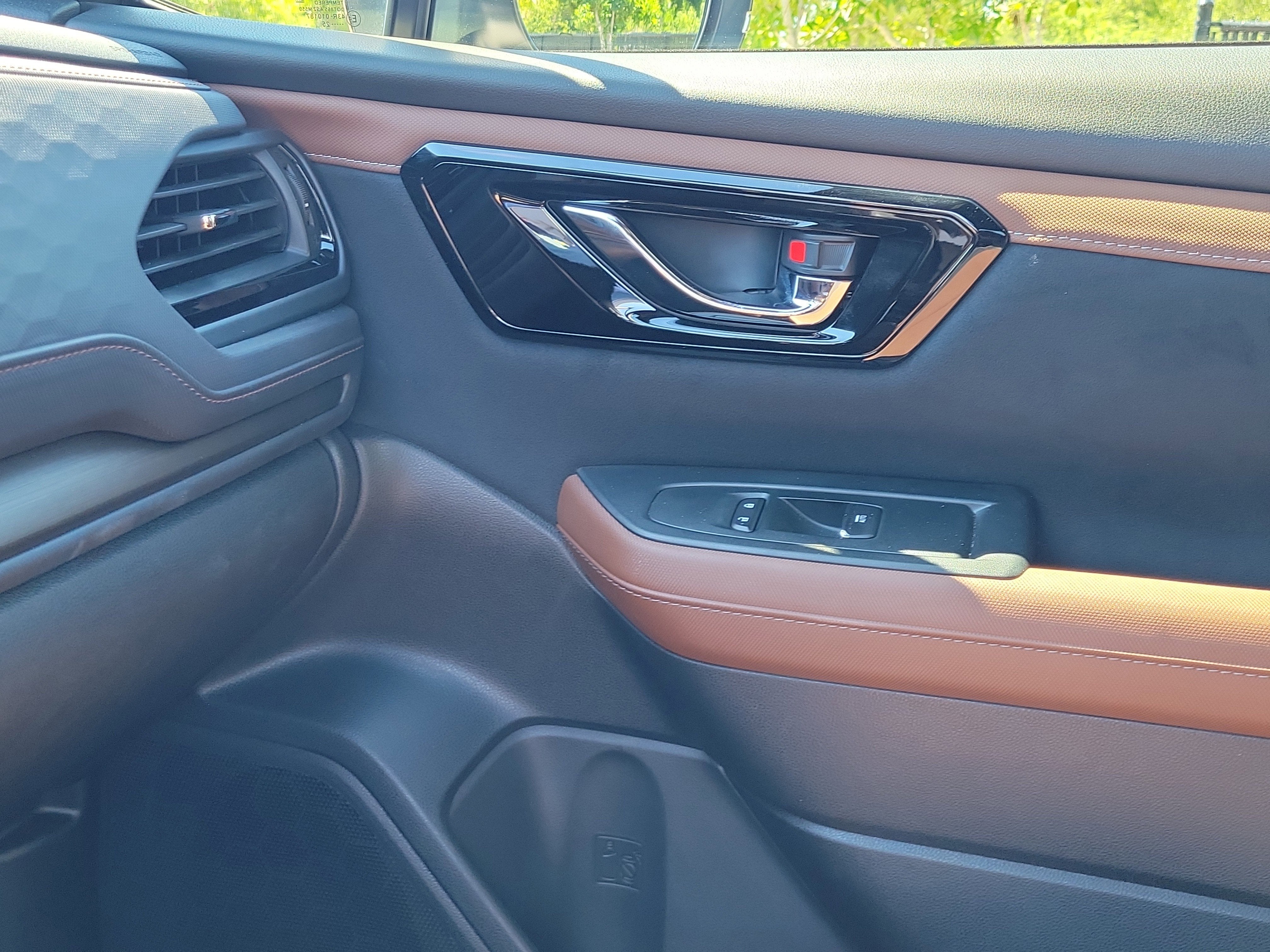2025 Subaru Forester Touring Hybrid