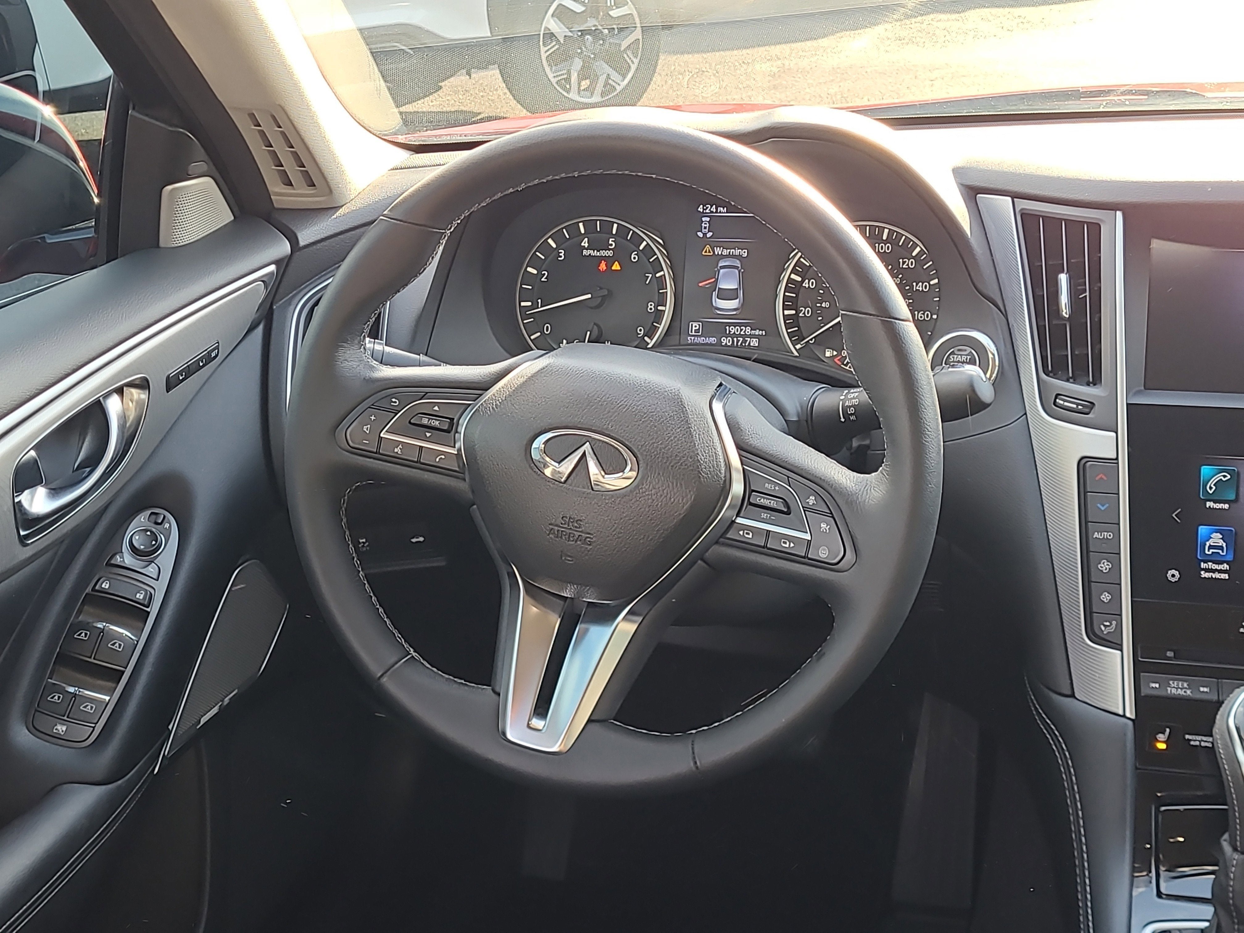 2023 INFINITI Q50 LUXE