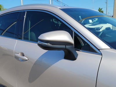 2023 Toyota Venza LE