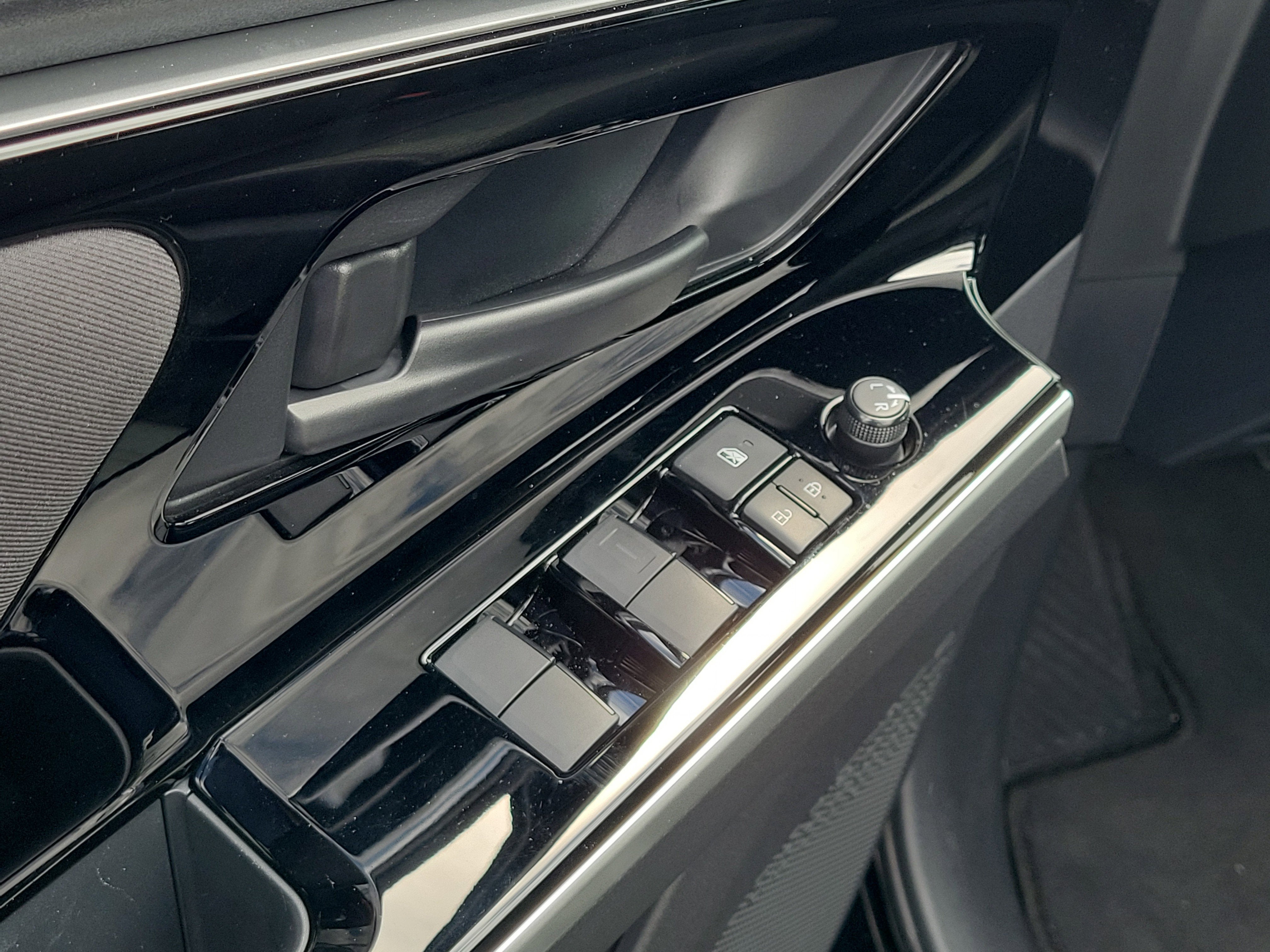 2023 Subaru Solterra Premium
