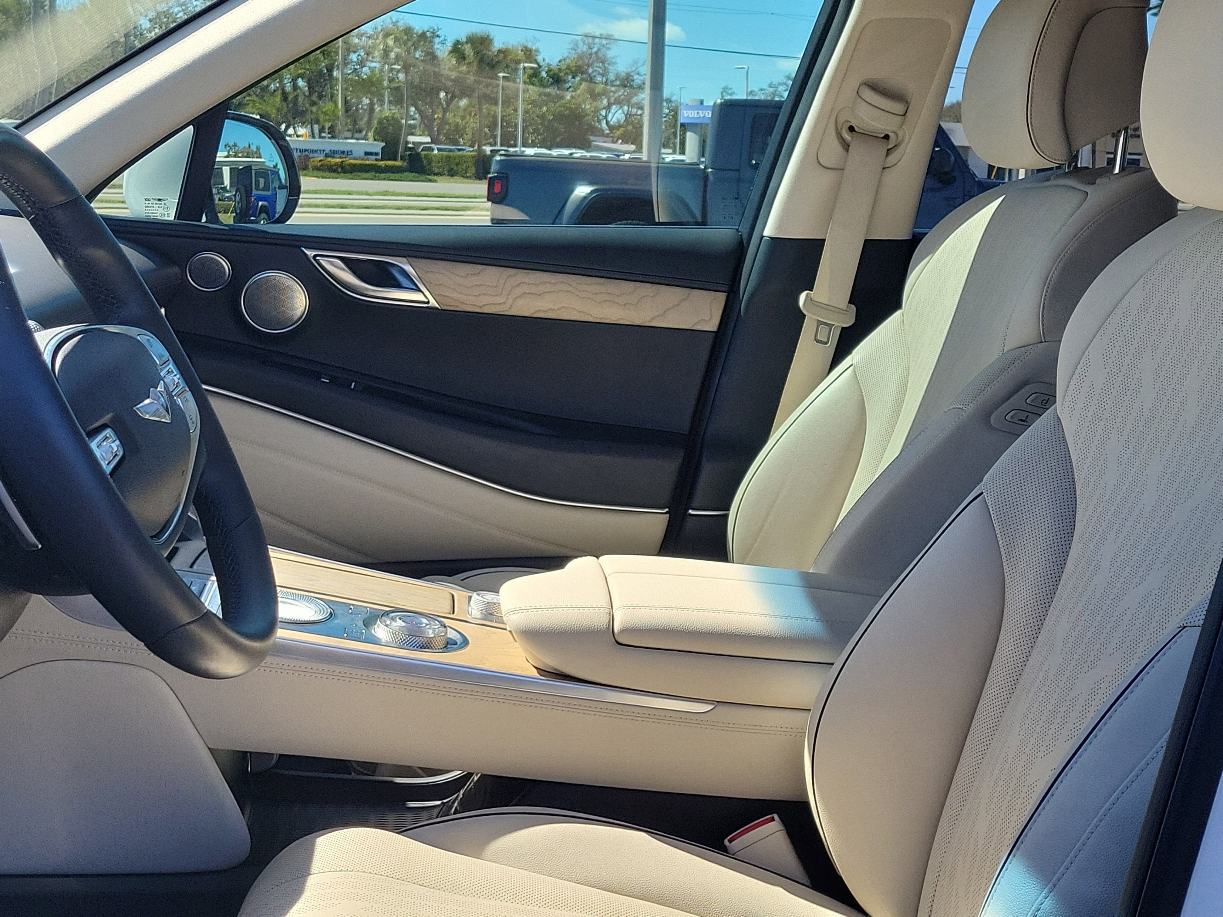 2022 Genesis GV80 2.5T