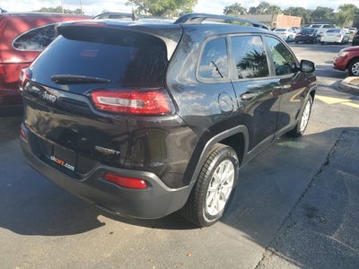 2016 Jeep Cherokee Sport