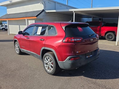 2017 Jeep Cherokee Sport
