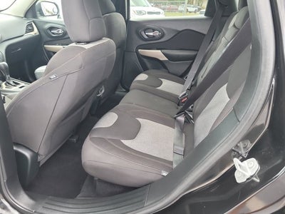2017 Jeep Cherokee Altitude