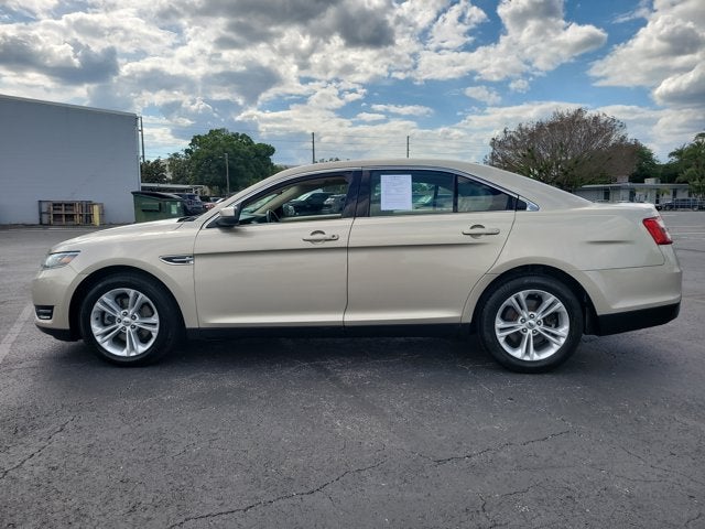 2017 Ford Taurus SEL