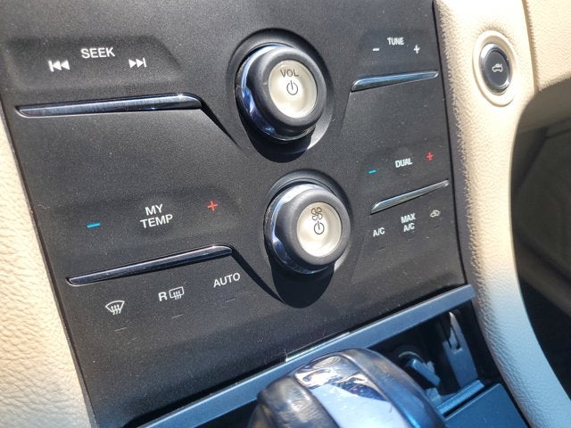 2016 Ford Taurus SEL