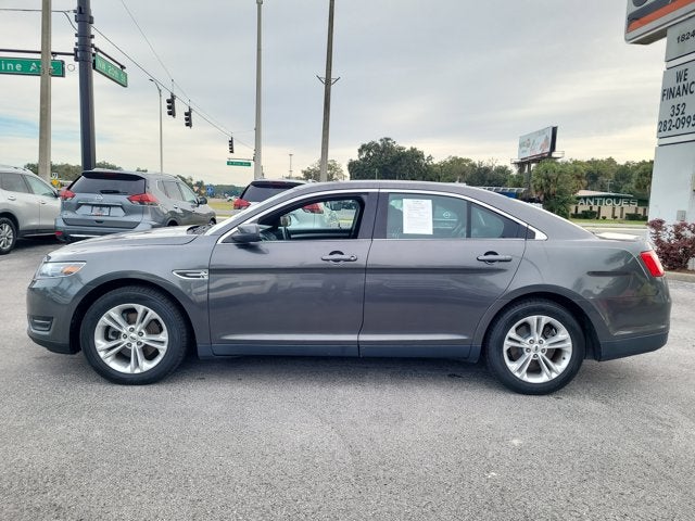 2018 Ford Taurus SEL