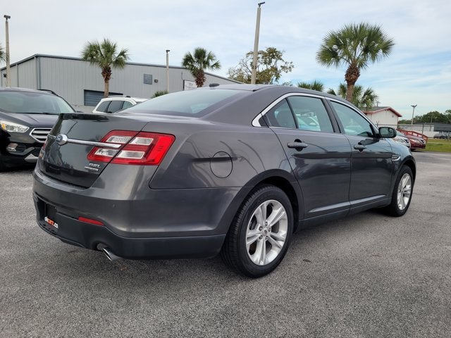 2018 Ford Taurus SEL