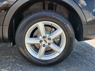 2019 Ford Explorer Base