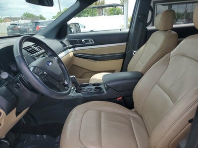 2017 Ford Explorer XLT