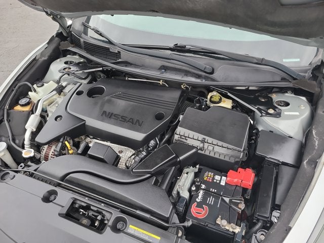 2016 Nissan Altima Base