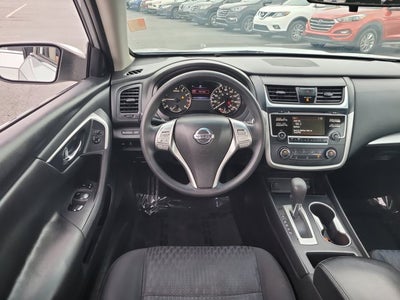 2016 Nissan Altima Base