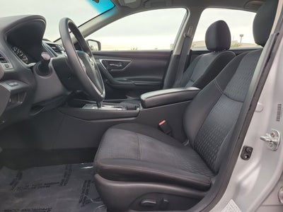 2016 Nissan Altima Base