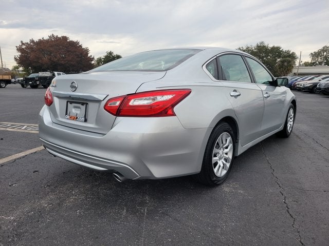 2016 Nissan Altima Base