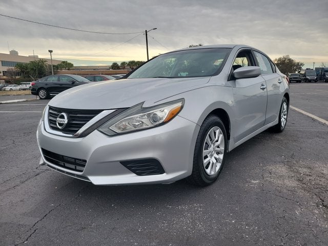 2016 Nissan Altima Base