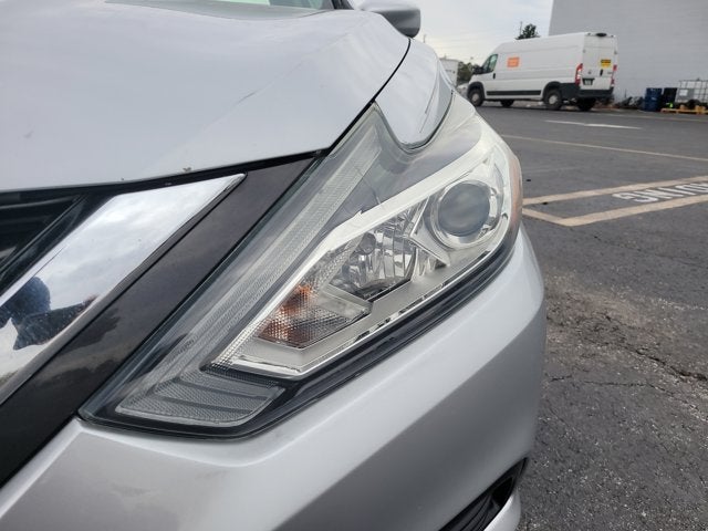 2016 Nissan Altima Base