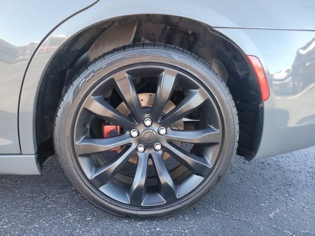 2017 Chrysler 300 Limited