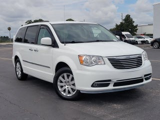 2016 Chrysler Town &amp; Country Touring