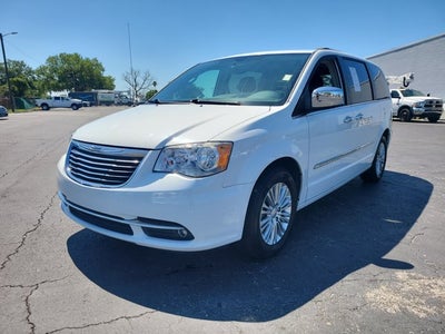 2015 Chrysler Town & Country Touring-L