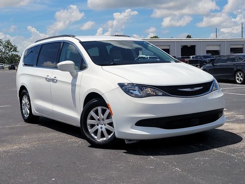 2021 Chrysler Voyager LXI