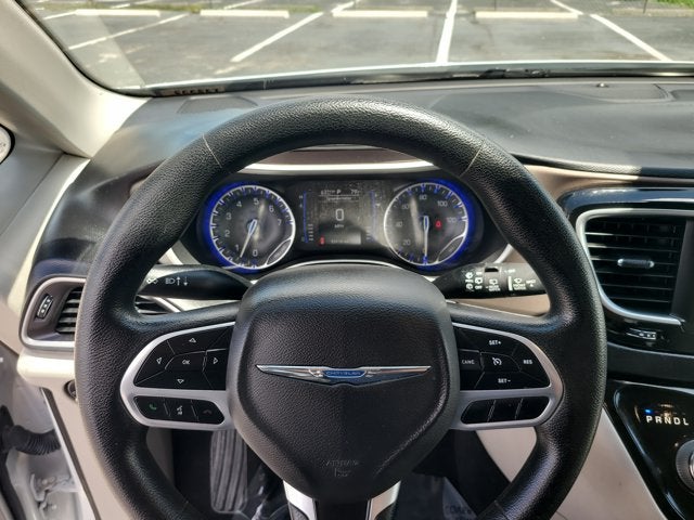 2021 Chrysler Voyager LXI
