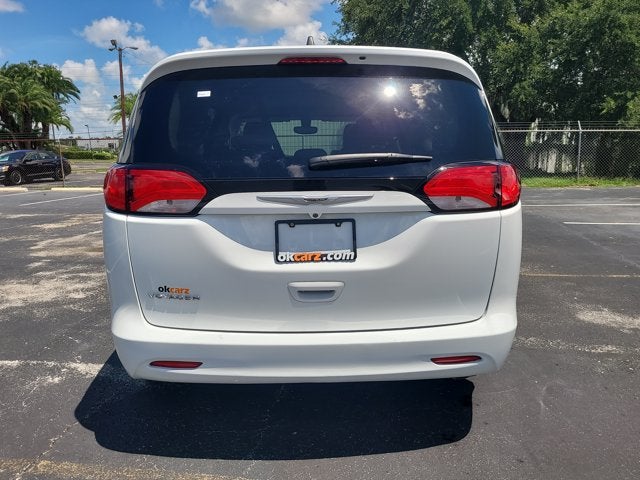 2021 Chrysler Voyager LXI