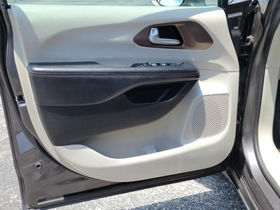 2018 Chrysler Pacifica Touring L Plus