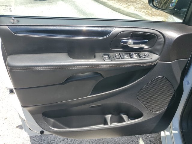 2018 Dodge Grand Caravan SE Plus