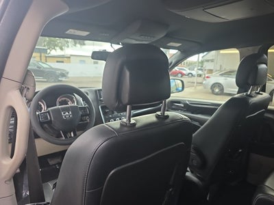 2016 Dodge Grand Caravan SXT Plus
