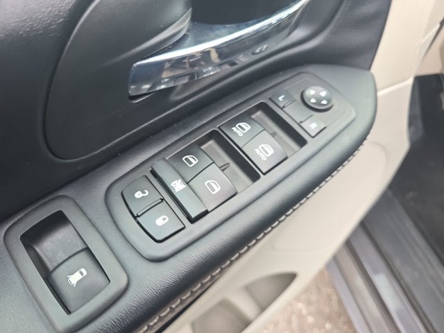 2016 Dodge Grand Caravan SXT Plus