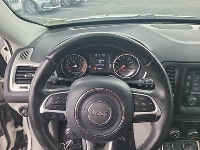 2018 Jeep Compass Latitude w/Sun/Wheel Pkg