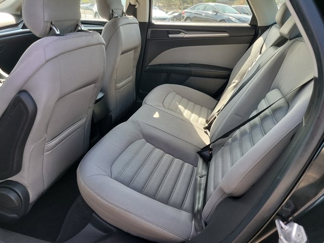 2014 Ford Fusion S