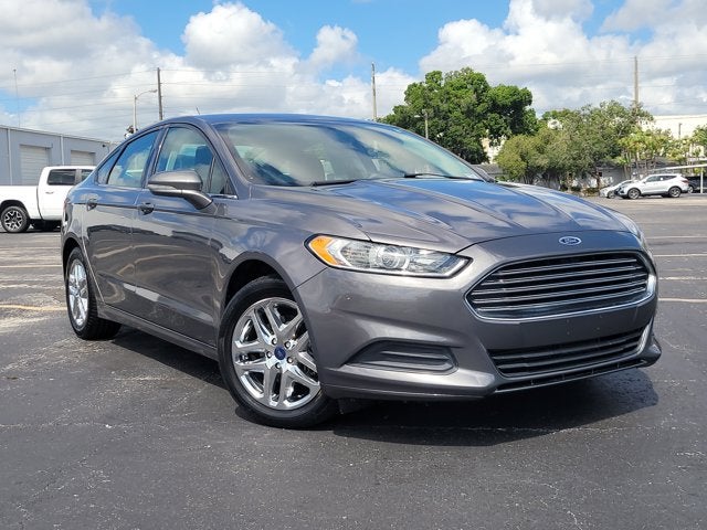 2013 Ford Fusion SE