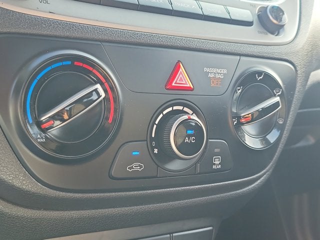 2020 Hyundai Accent SE