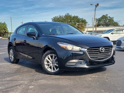 2017 Mazda Mazda3 5-Door Sport