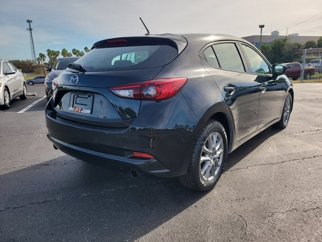 2017 Mazda Mazda3 5-Door Sport