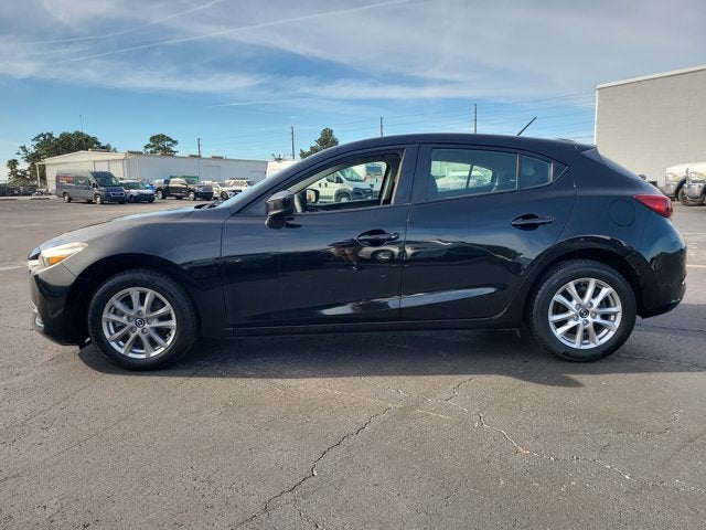 2017 Mazda Mazda3 5-Door Sport