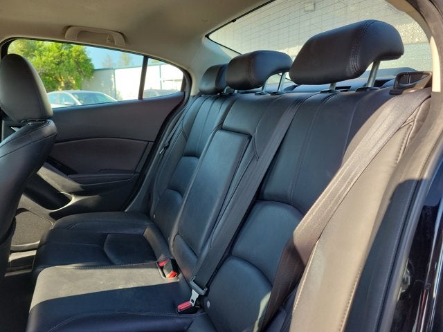 2018 Mazda Mazda3 4-Door Touring