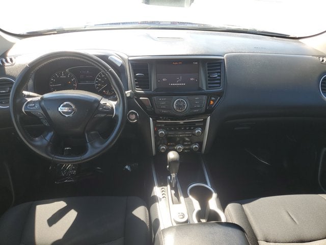 2019 Nissan Pathfinder SV