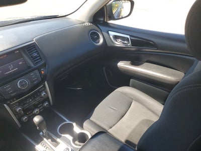 2019 Nissan Pathfinder SV